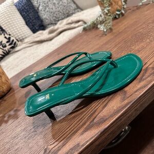 Zara Green Heeled Shoes Elegant Design